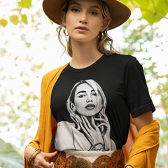 Camiseta Dua Lipa Contour Preta - comprar online