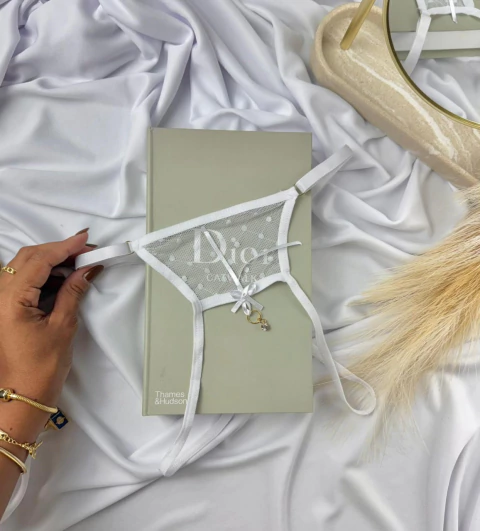 Calcinha Mia - comprar online