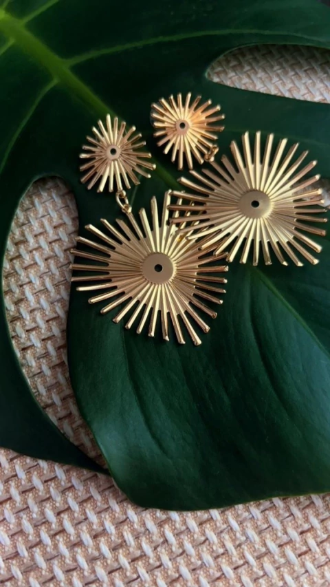 brinco solstício dourado