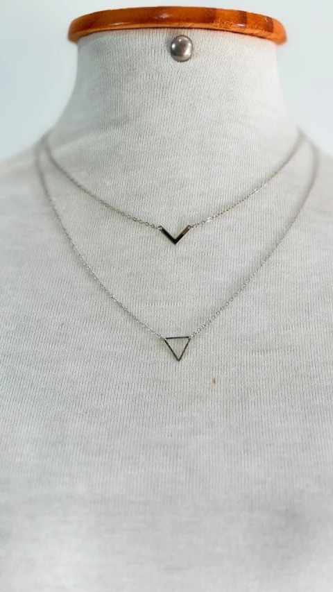 colar triângulo ascensão