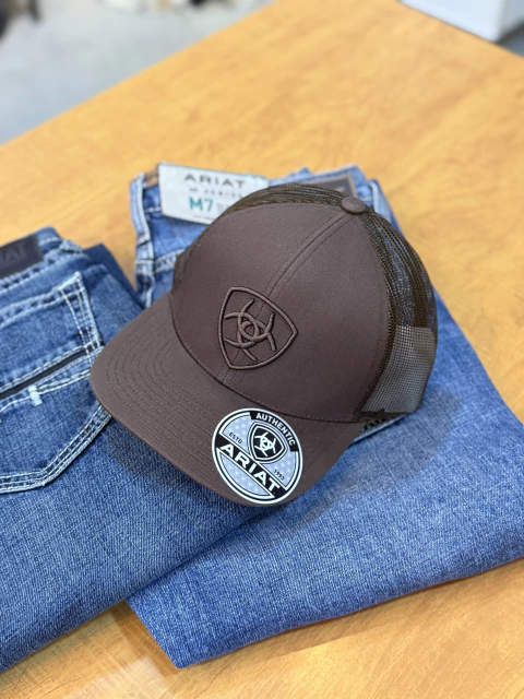 Boné Ariat Importado