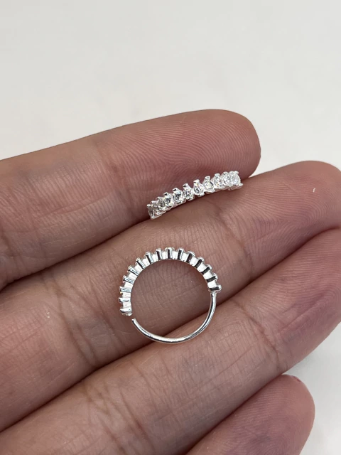 Piercing conch cravejado