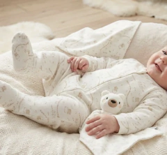 Kit macacão + cueiro + naninha Canção de ninar (Ref 31655) - comprar online