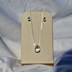 1045 - Conjunto Folheado Prateado Gota - Cristal na internet