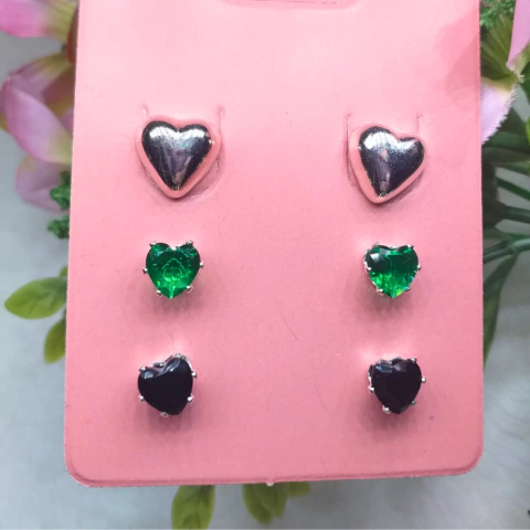 11994 - TRIO DE BRINCO FOLHEADO A PRATA - CORAÇÃO/VERDE/PRETO - comprar online