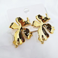 1279 - Brinco MAxi Biju Dourado - Flor na internet