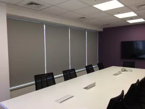 Persiana Rolo Blackout 1,20 x1,20 Para Deixar Quarto Escuro - comprar online