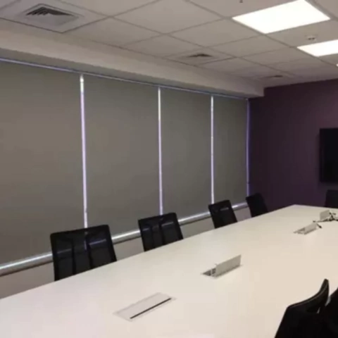 Cortina Rolo Blackout 0% Portas/janelas 1,10 L X 1,90 A - comprar online