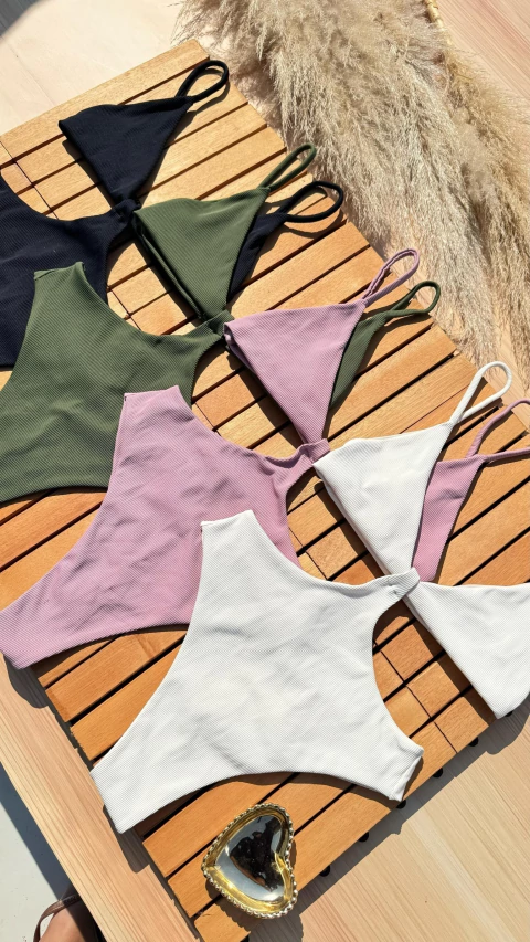 Maiô basic recortes - comprar online