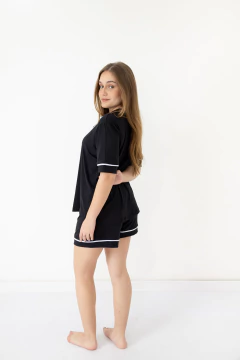 Short Doll Americano Liso Preto com Viés Branco - Deposito dos Pijamas
