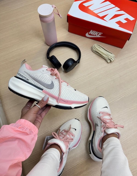 Tênis Nike ZoomX Feminino – Conforto e Estilo para o Seu Dia a Dia