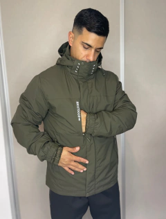 Campera de Hombre 2 en 1 Verde Oscuro en internet