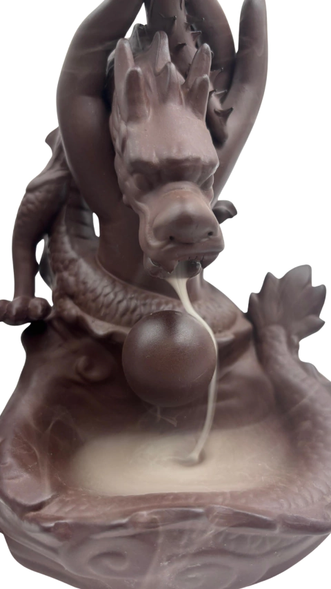 CASCADAS Y QUEMADORES DE INCIENSO