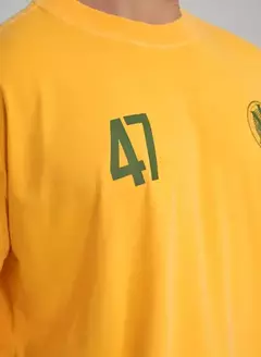 Camiseta Oversized Estampada 47 - Amarelo Estonado - R.O STYLLUS 