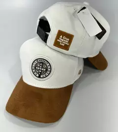 BONÉ MEDALHA BRANCO ABA CARAMELO
