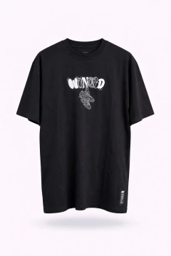 Camiseta Oversized Fit - Shoe Tossed