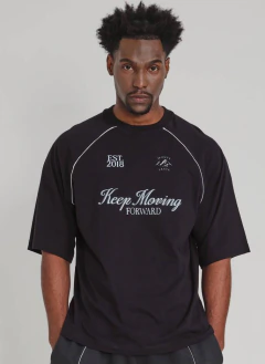 Camiseta Raglan Oversized Moving - Preto - comprar online