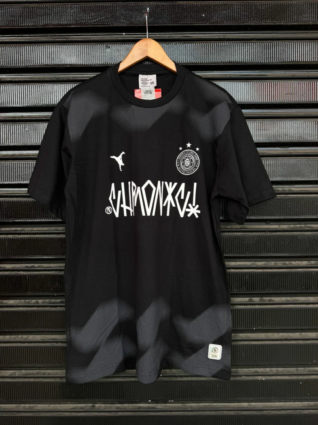 Camiseta Chronic 4135
