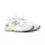 Tênis New Balance 9060 "Sea Salt" na internet