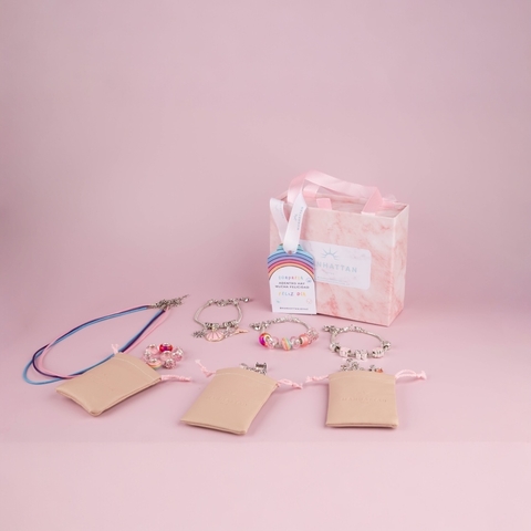 Magic Box Manhattan Pulseras+60 Dijes + Collares - comprar online