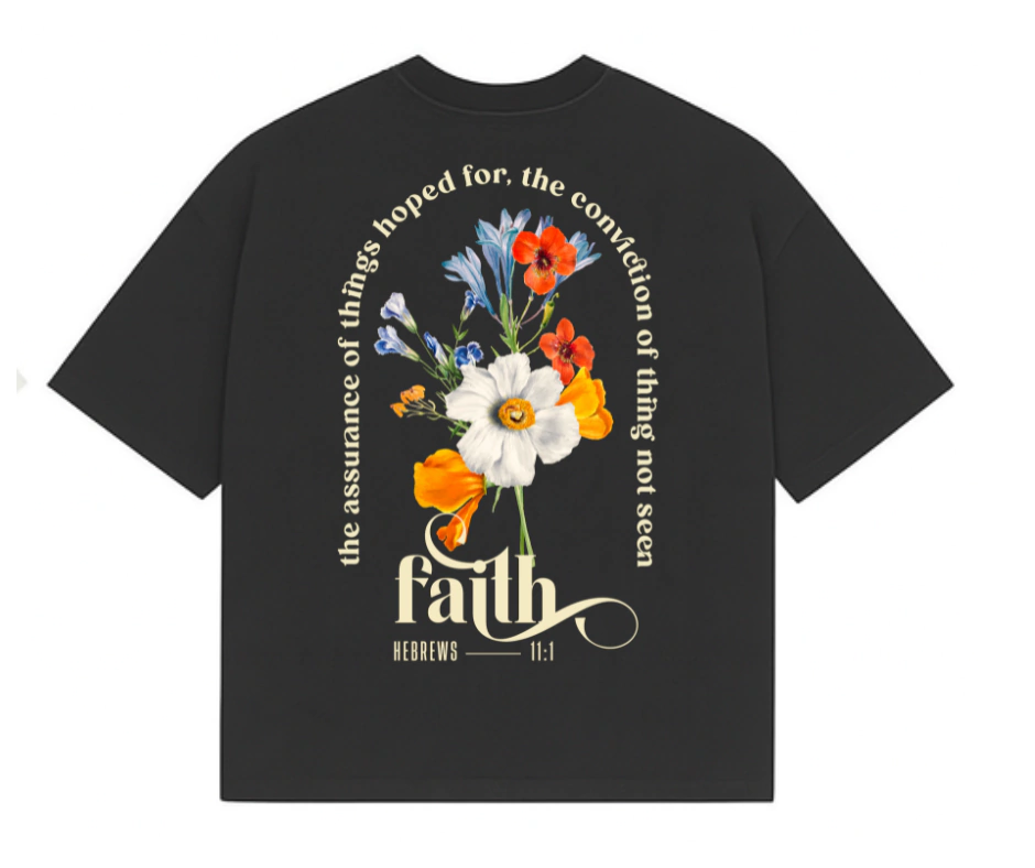 Camiseta preta “Faith”