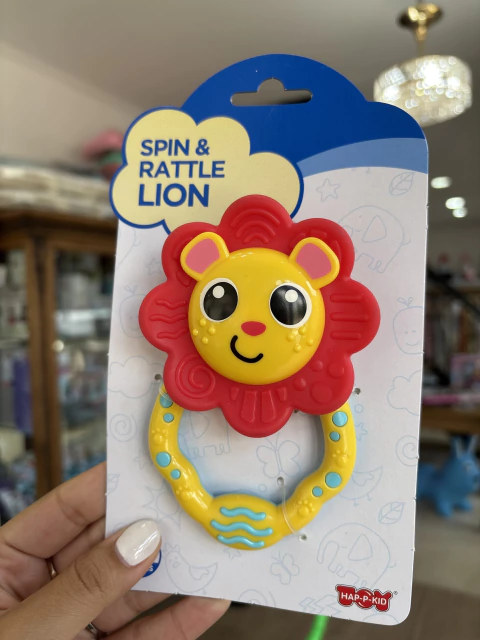 SPIN & RATTLE LION