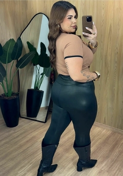 BLUSA BICOLOR CANELADA - DL MODA PLUS SIZE