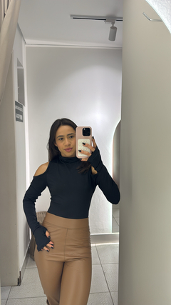 Calça courino - Loja Maria Cereja