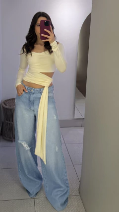 Cropped Stela na internet