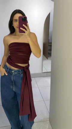 Blusa Bruna na internet