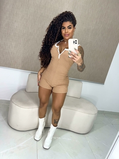 Macaquinho Lizzie Costas nudes - loja online