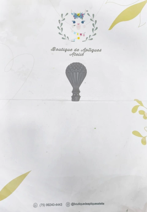 Aplique de resina em formato de balão