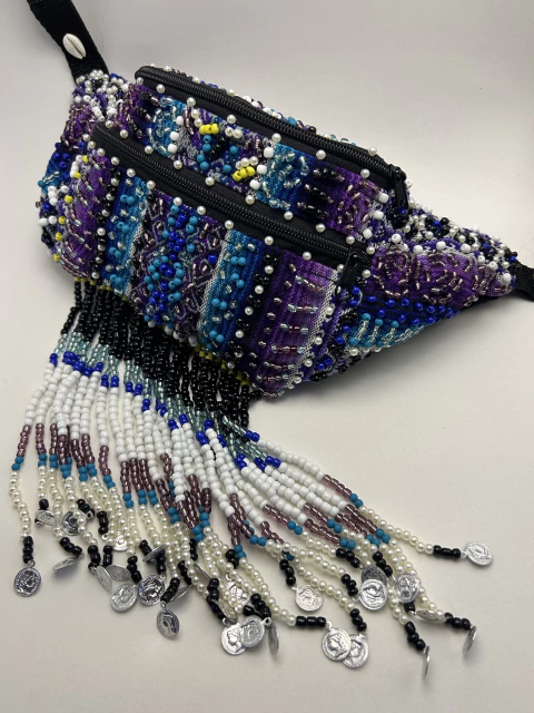 pochete astral BORDADONA 391