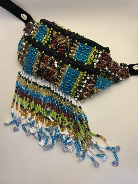 pochete astral BORDADONA 466