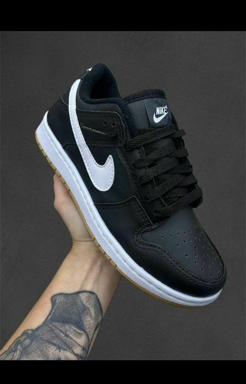 Dunk Preto e branco
