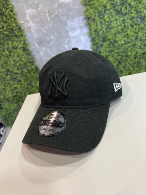 Boné New Era sem estrutura preto original