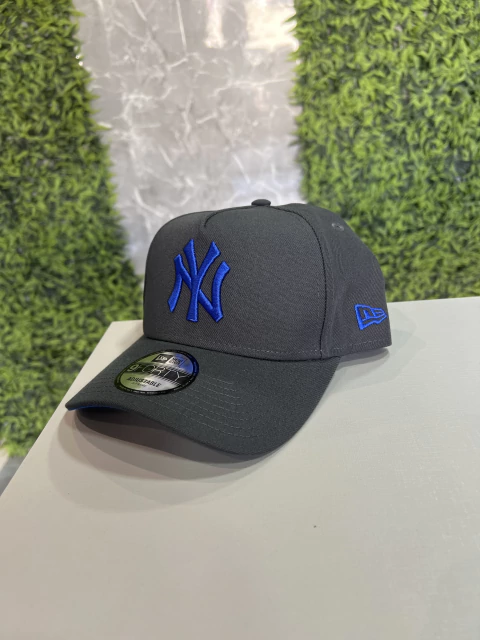 Boné New era cinza/azul original