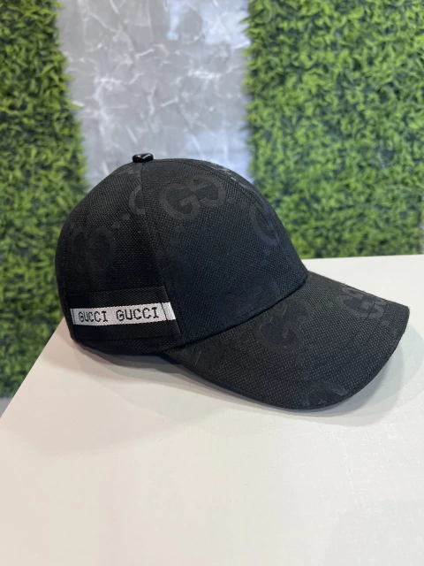 Boné Gucci preto importado