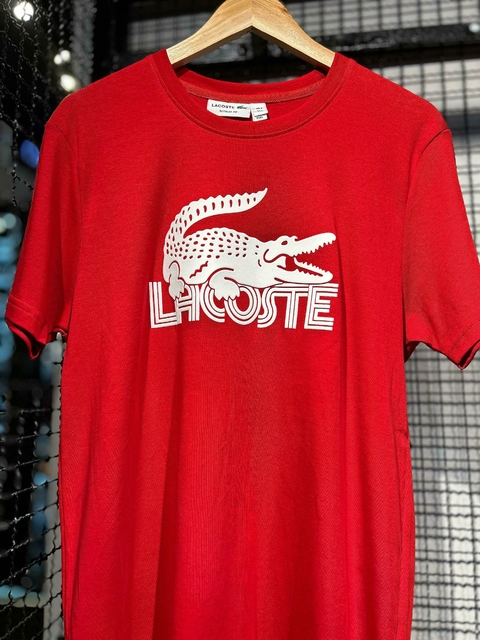 Camiseta Lacoste Logo Estampada vermelha c/branca - comprar online