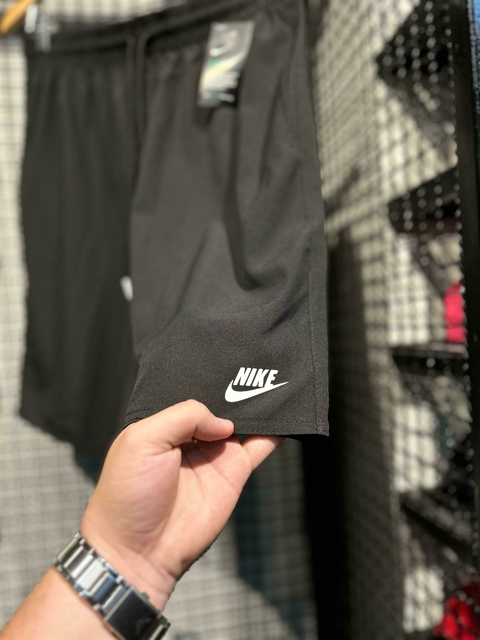 Bermuda Full Basic Logo Preto - comprar online