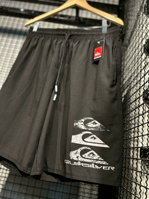 Bermuda Three Symbols Quiksilver Black - comprar online
