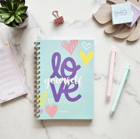 Libreta A5 Espiralada Love - comprar online