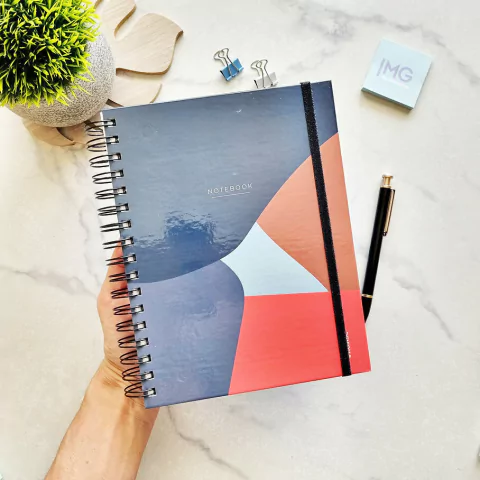 Agenda 2025 N8 Espiralada (18x22.5cm) URBAN MEN Red - comprar online