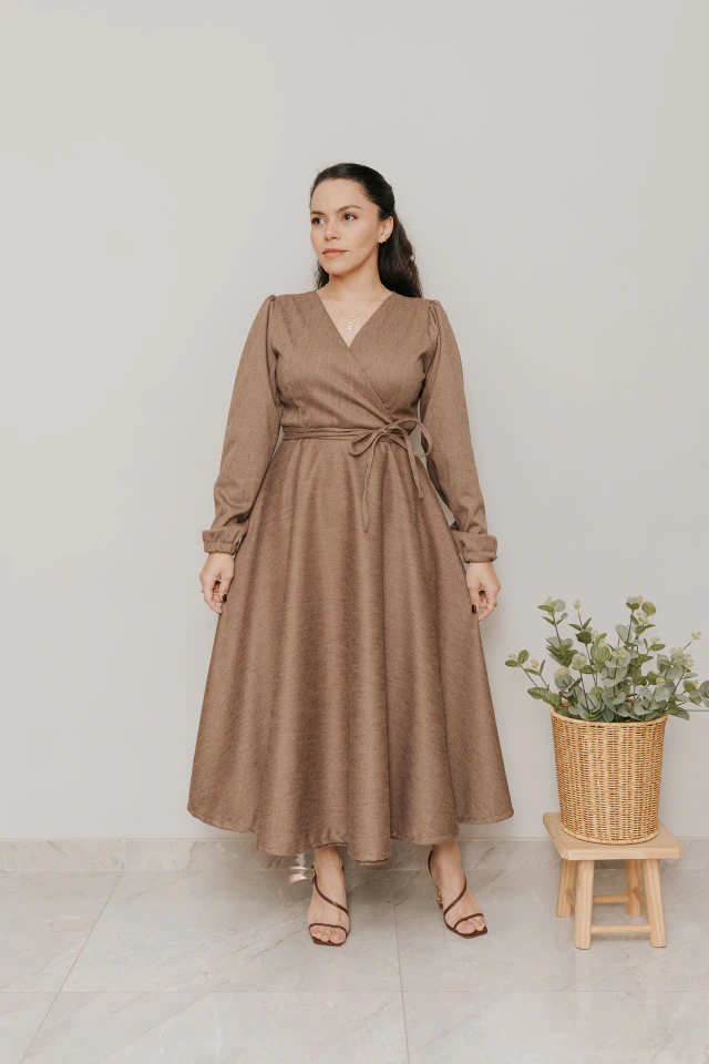 Vestido Transpassado Sementeira Lã Batida Marrom