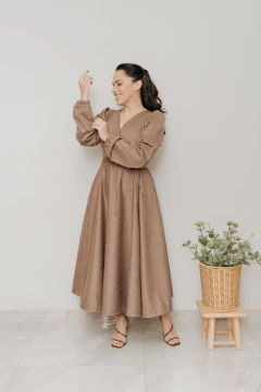Vestido Transpassado Sementeira Lã Batida Marrom - Quiprocó Rouparia | Moda feminina autoral e modesta