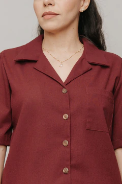 Camisa Campônia Burgundy - Quiprocó Rouparia | Moda feminina autoral e modesta