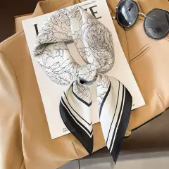 Lenço Toque de Seda Pisa 70x70cm - Estilo 39 - comprar online