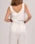 Pantalón White en internet
