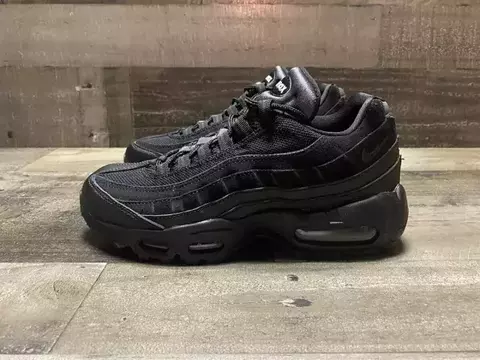 Air Max 95 Triple Black