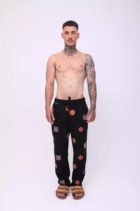 Calça linho bordada preto - comprar online